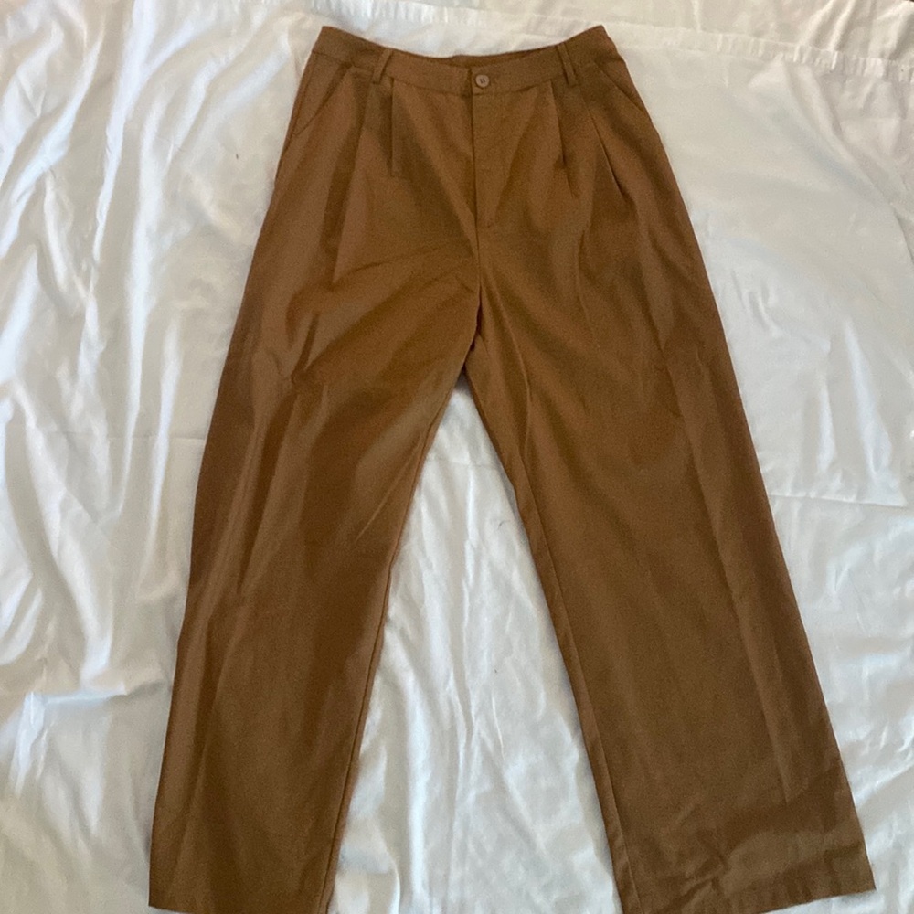 Wide leg trousers